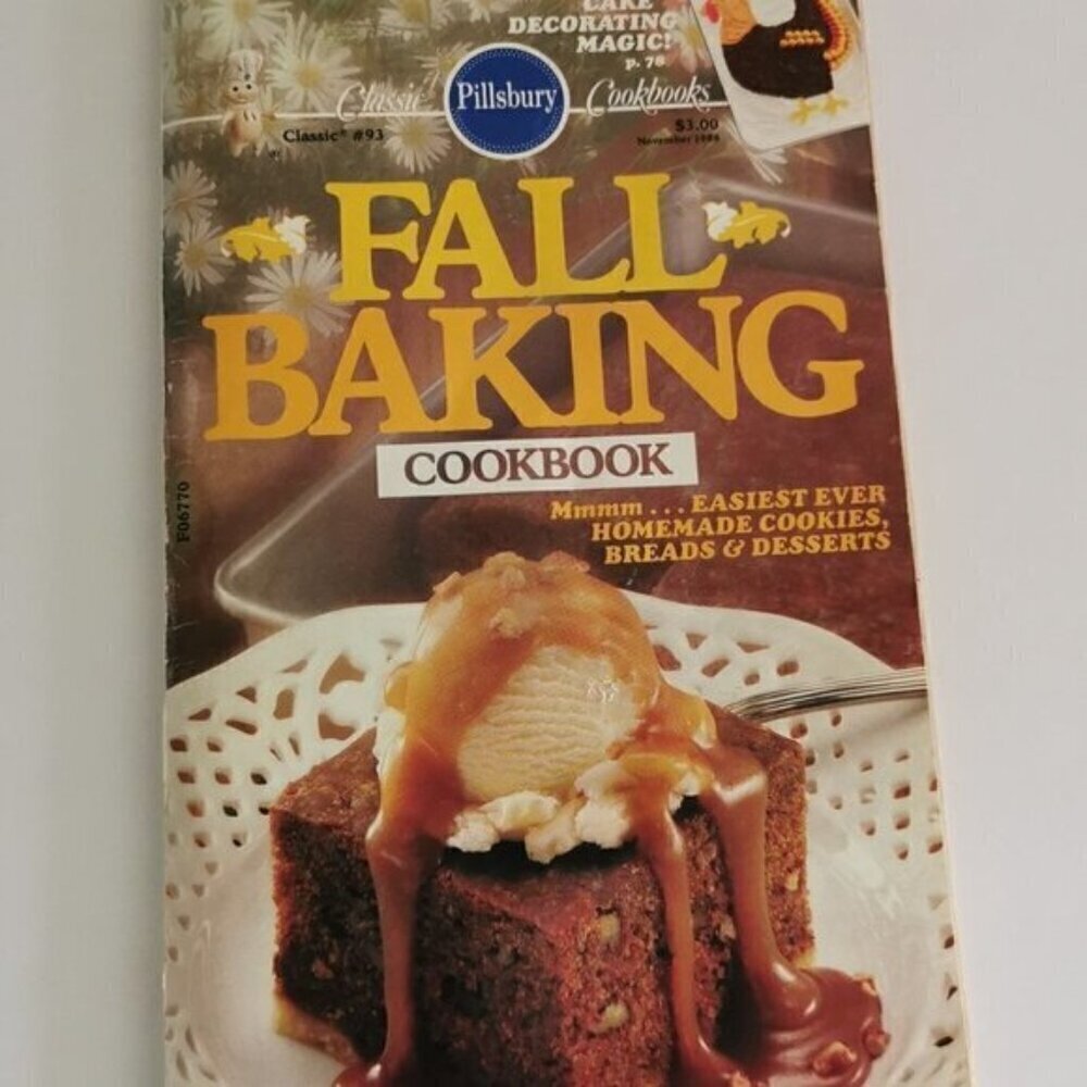 Pillsbury Cookbook 1988 Fall Baking Recipes Booklet DAMAGED Autumn Harvest Vibes